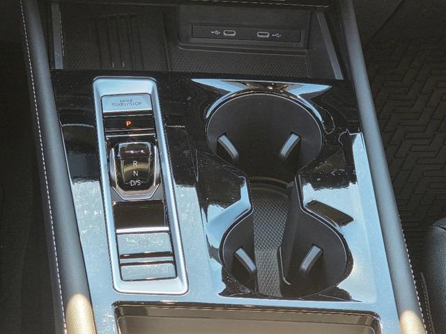 new 2025 Volkswagen Atlas car, priced at $44,004