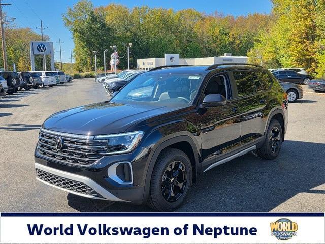 new 2025 Volkswagen Atlas car, priced at $45,323