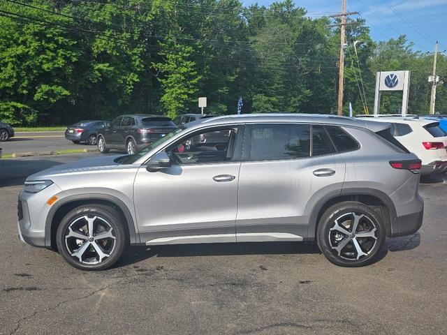 new 2025 Volkswagen Tiguan car, priced at $33,120