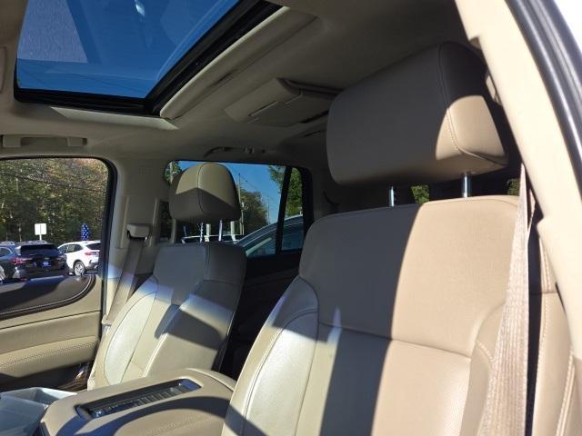 used 2016 GMC Yukon car, priced at $18,500