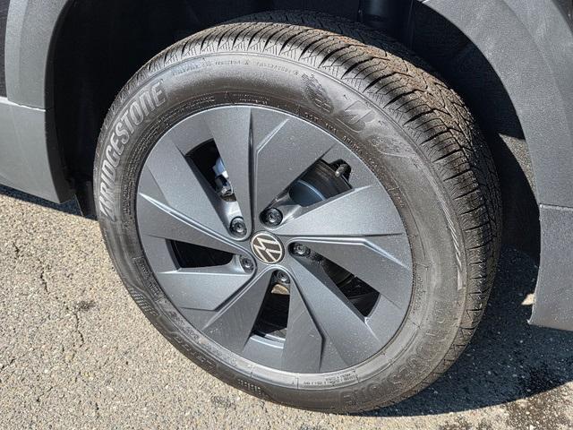new 2025 Volkswagen Taos car, priced at $26,332