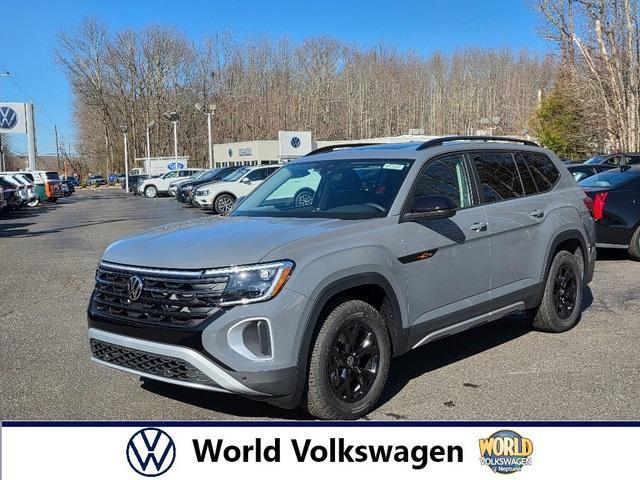 new 2025 Volkswagen Atlas car, priced at $49,984