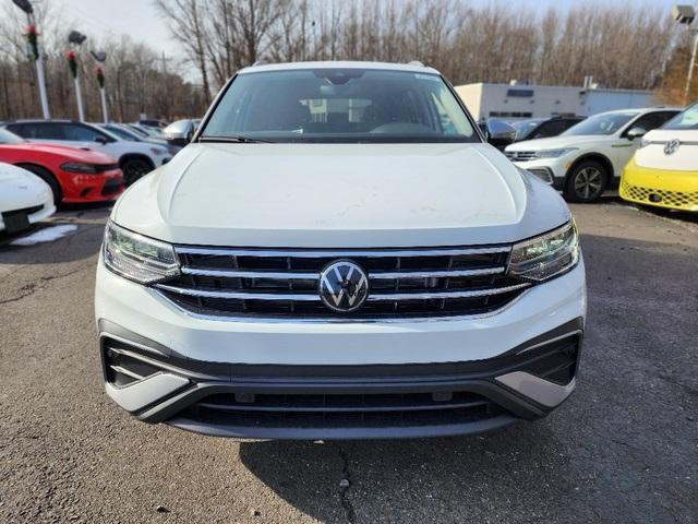 new 2024 Volkswagen Tiguan car, priced at $36,051