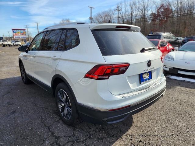 new 2024 Volkswagen Tiguan car, priced at $36,051