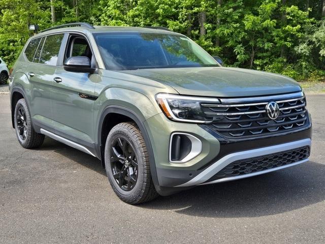 new 2025 Volkswagen Atlas car, priced at $48,901