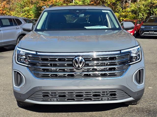 new 2026 Volkswagen Atlas car, priced at $49,049
