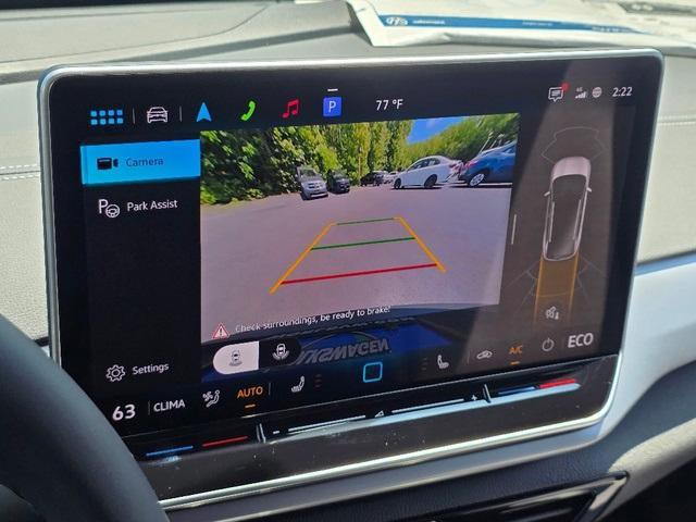 new 2025 Volkswagen ID.4 car, priced at $47,371