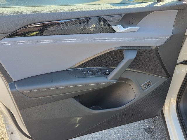 new 2026 Volkswagen Tiguan car, priced at $38,627