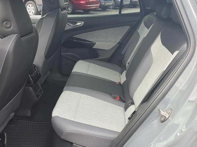 new 2025 Volkswagen ID.4 car, priced at $42,271