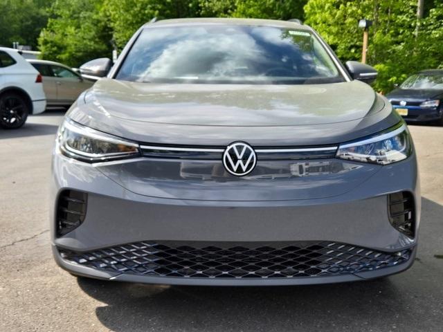 new 2025 Volkswagen ID.4 car, priced at $41,271