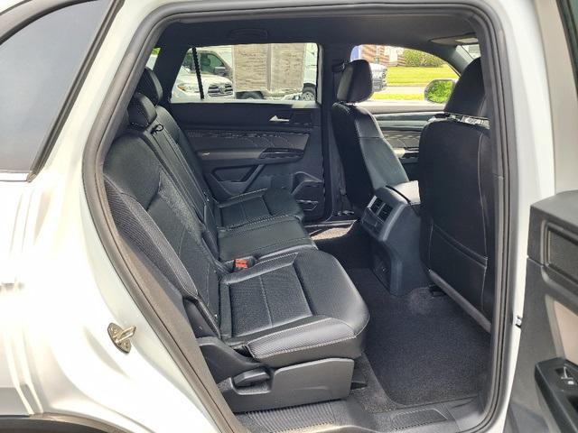 used 2021 Volkswagen Atlas Cross Sport car, priced at $25,500