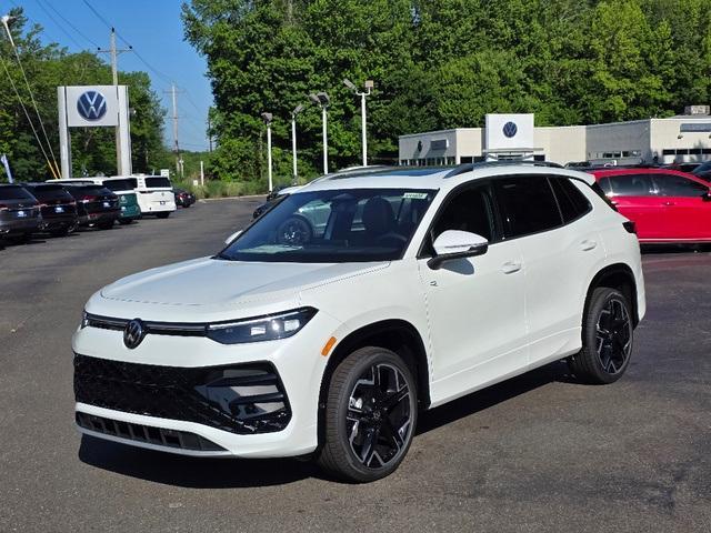 new 2025 Volkswagen Tiguan car, priced at $41,104