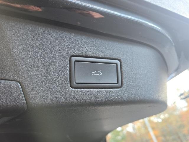 used 2021 Volkswagen ID.4 car, priced at $18,650