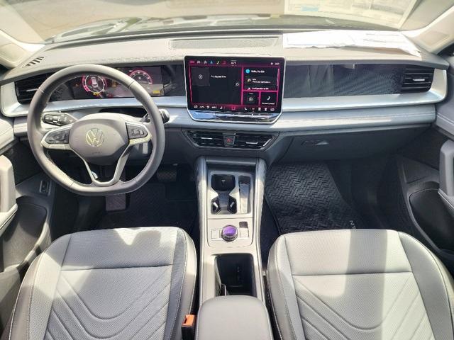 new 2025 Volkswagen Tiguan car, priced at $36,519