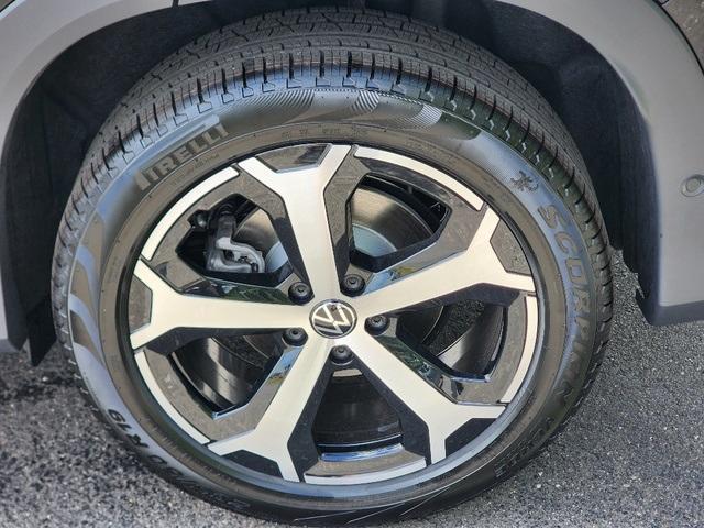 new 2025 Volkswagen Tiguan car, priced at $36,519