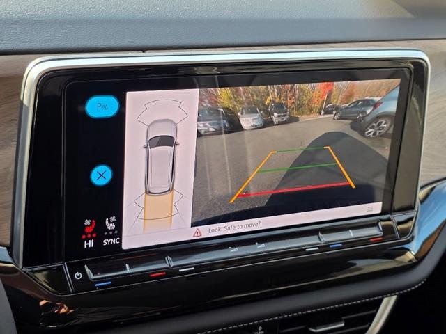 new 2026 Volkswagen Atlas car, priced at $48,014