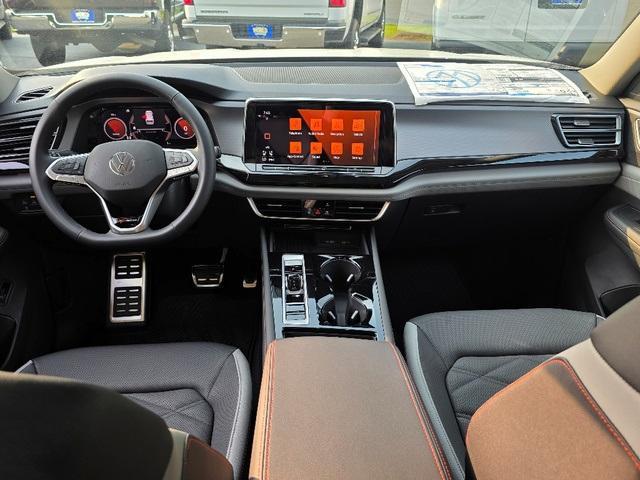 new 2025 Volkswagen Atlas car, priced at $48,951