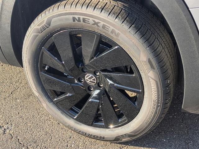 new 2026 Volkswagen Atlas car, priced at $48,205