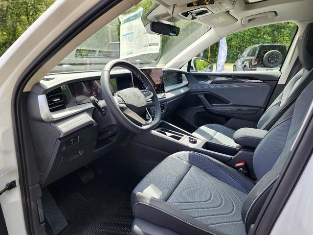 new 2025 Volkswagen Tiguan car, priced at $36,519