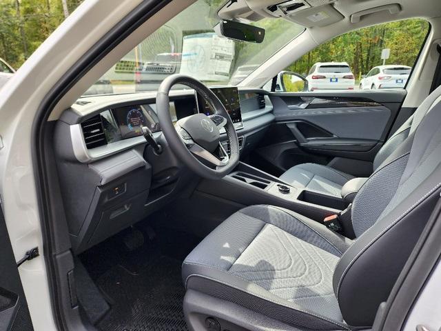 new 2025 Volkswagen Tiguan car, priced at $38,287