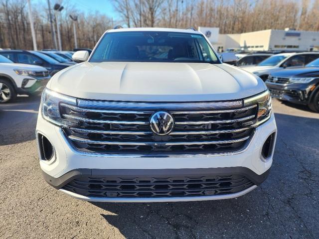 new 2025 Volkswagen Atlas car, priced at $49,220