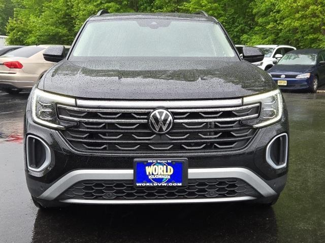 used 2024 Volkswagen Atlas car, priced at $43,950