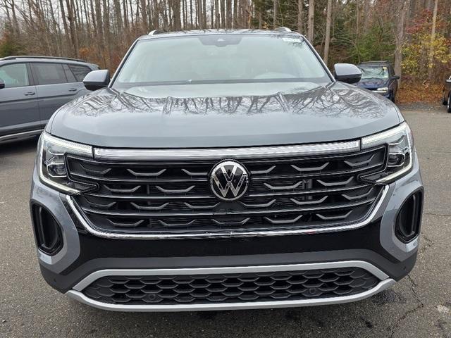 new 2026 Volkswagen Atlas Cross Sport car, priced at $48,144