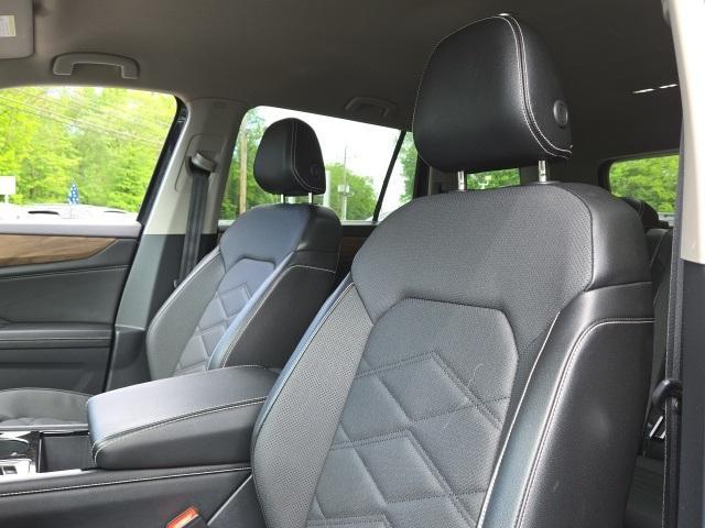 used 2024 Volkswagen Atlas car, priced at $32,995