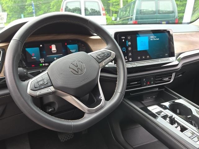 used 2024 Volkswagen Atlas car, priced at $32,995