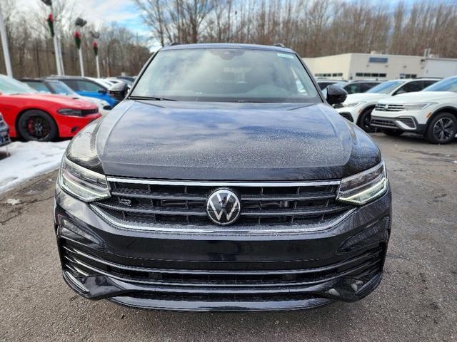 new 2024 Volkswagen Tiguan car, priced at $38,978