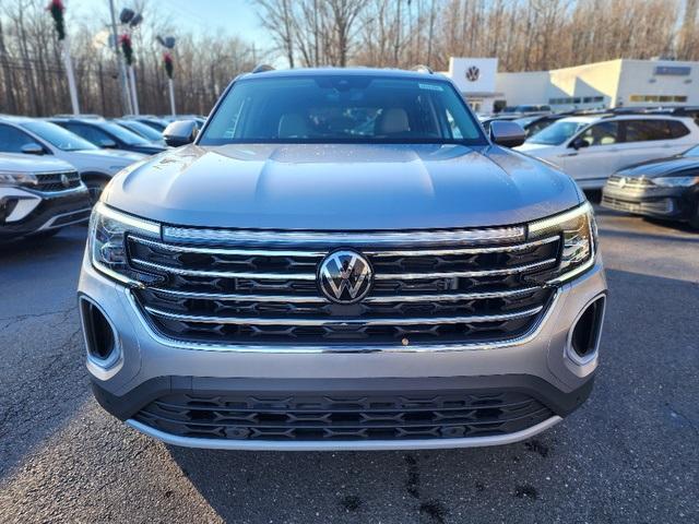 new 2024 Volkswagen Atlas car, priced at $47,537