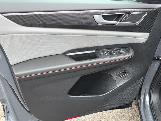 new 2026 Volkswagen Atlas car, priced at $49,343