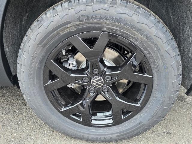 new 2026 Volkswagen Atlas car, priced at $49,343