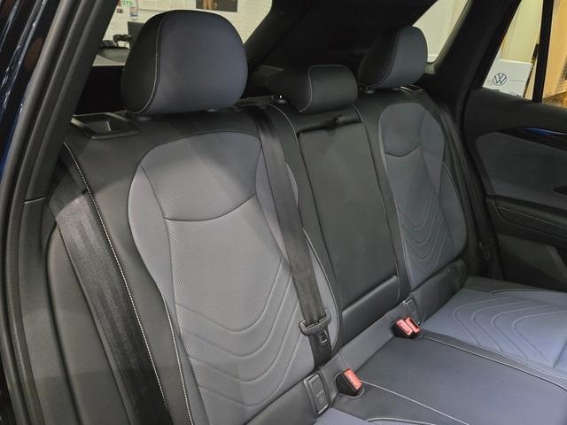 new 2025 Volkswagen Tiguan car, priced at $37,957