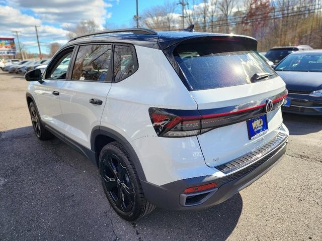 new 2025 Volkswagen Taos car, priced at $33,306