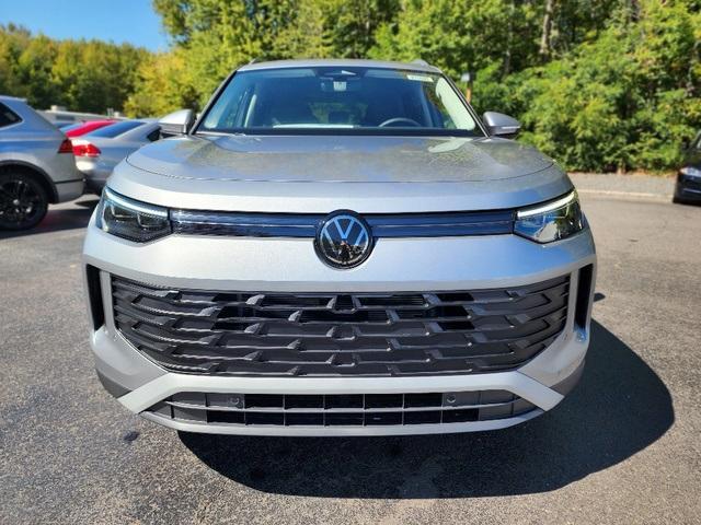 new 2025 Volkswagen Tiguan car, priced at $35,254