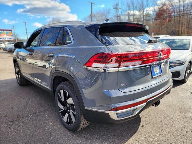 new 2025 Volkswagen Atlas Cross Sport car, priced at $49,721