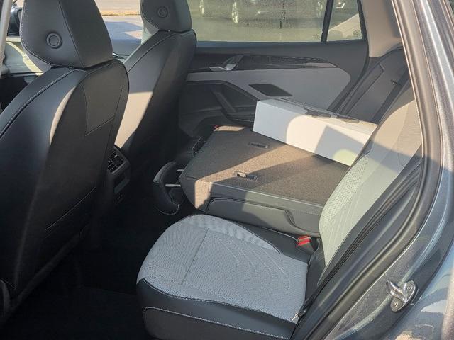 new 2025 Volkswagen Tiguan car, priced at $36,428
