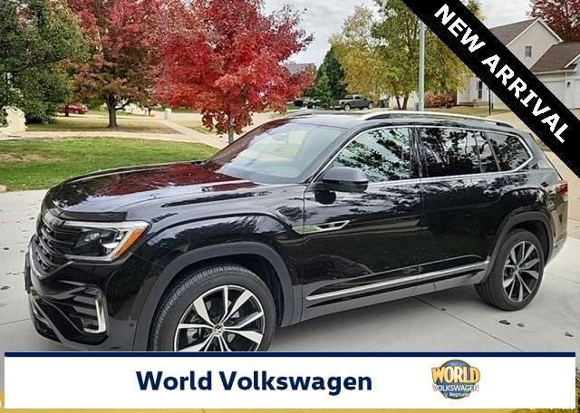 used 2025 Volkswagen Atlas car, priced at $43,500