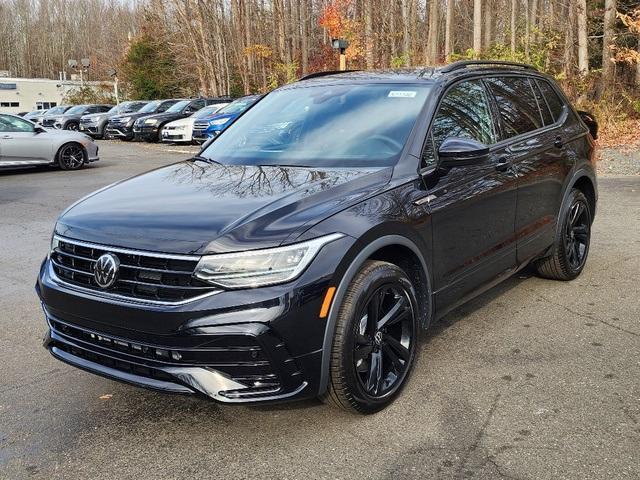 new 2024 Volkswagen Tiguan car, priced at $39,018