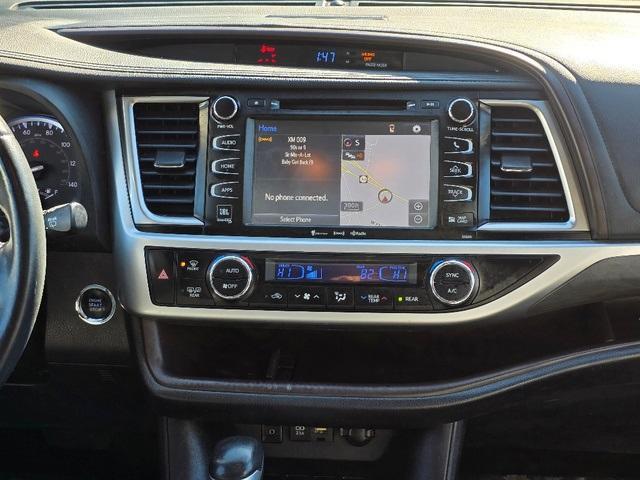 used 2019 Toyota Highlander car, priced at $21,995