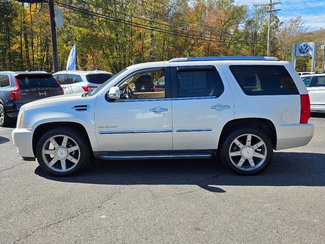 used 2010 Cadillac Escalade car, priced at $9,750