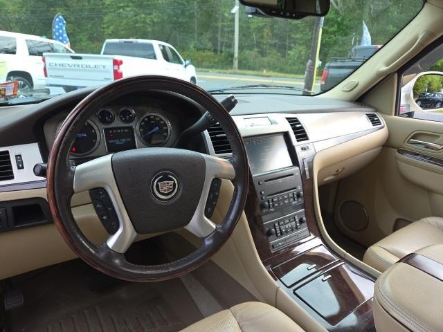 used 2010 Cadillac Escalade car, priced at $9,895