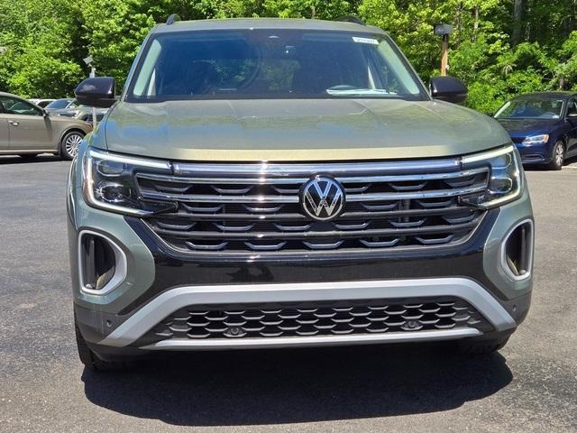 new 2025 Volkswagen Atlas car, priced at $48,439