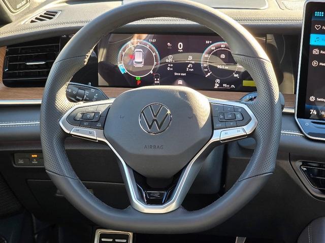 new 2026 Volkswagen Tiguan car, priced at $43,955