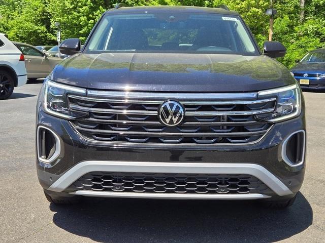 new 2025 Volkswagen Atlas car, priced at $48,759