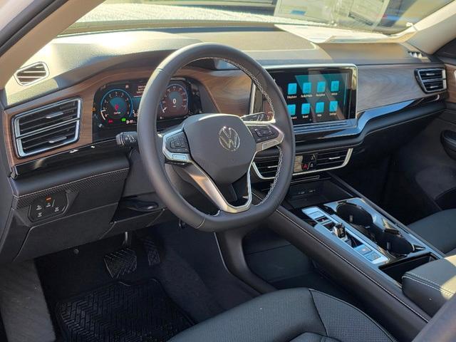 new 2026 Volkswagen Atlas car, priced at $48,910
