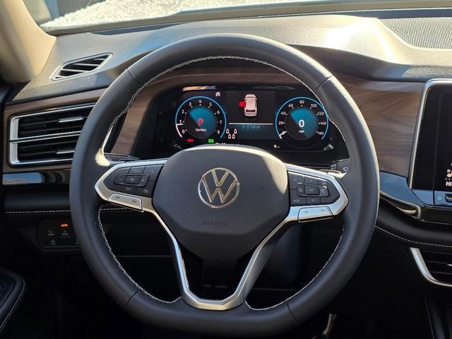 new 2026 Volkswagen Atlas car, priced at $48,910