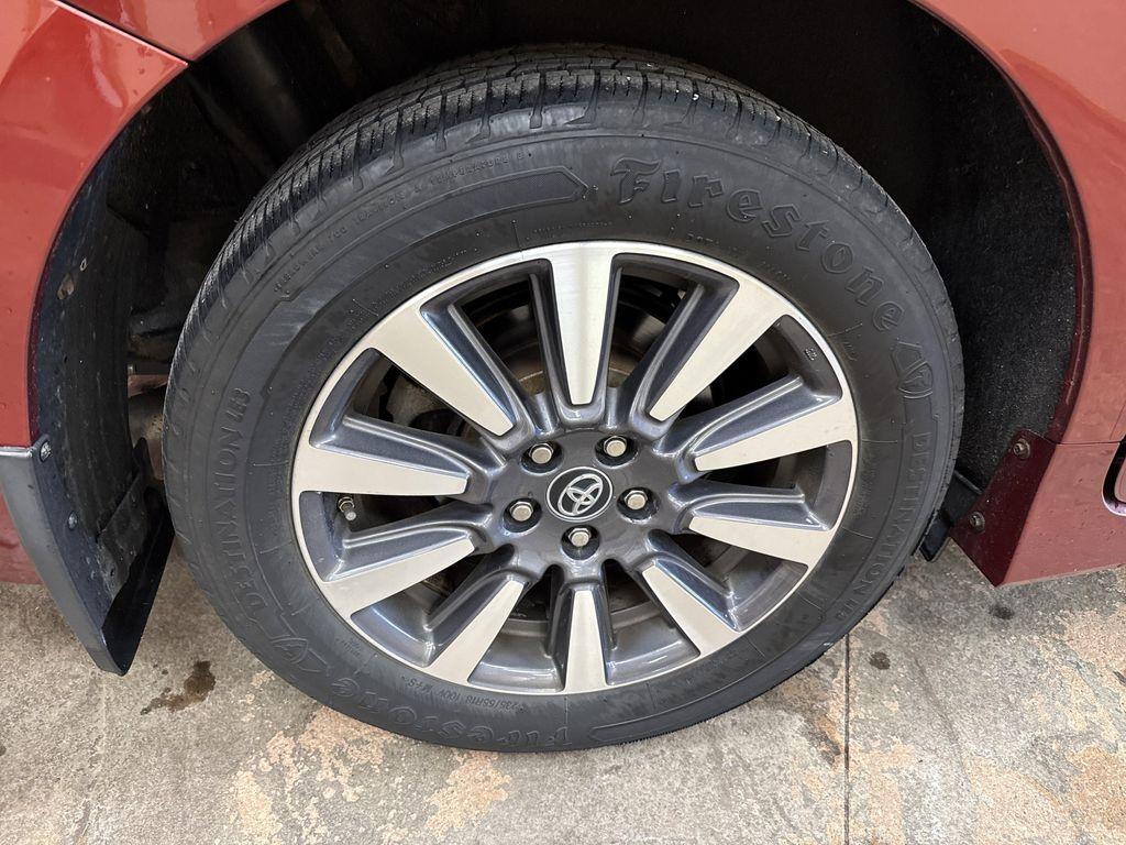 used 2018 Toyota Sienna car, priced at $28,582