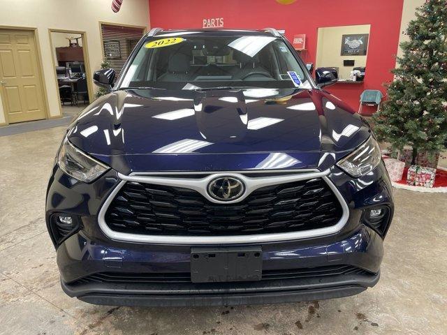 used 2022 Toyota Highlander car, priced at $39,516